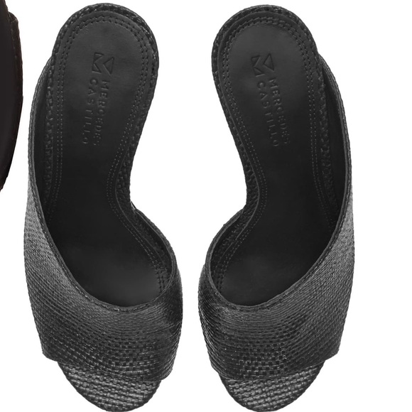 ❌SOLD❌ MERCEDES CASTILLO PAULINA MULES - Picture 4 of 16